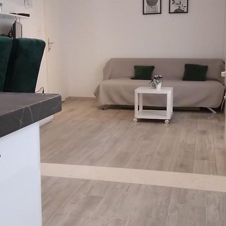 Apartment Seaview Jelsa Racic المظهر الخارجي الصورة