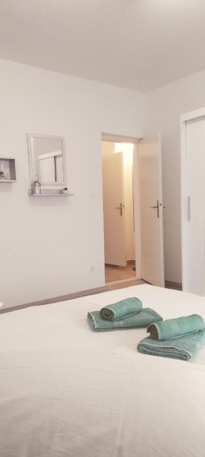 Apartment Seaview Jelsa Racic المظهر الخارجي الصورة