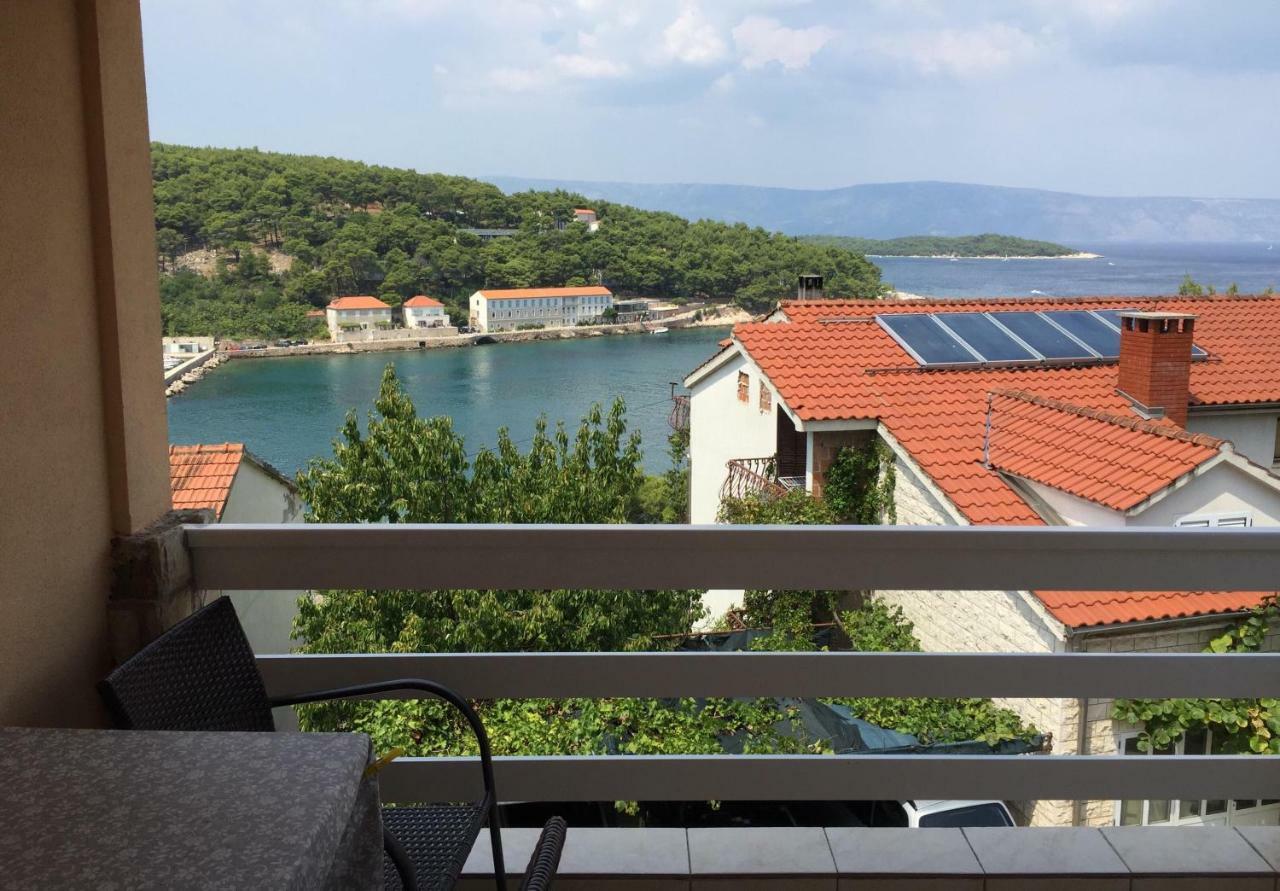 Apartment Seaview Jelsa Racic المظهر الخارجي الصورة